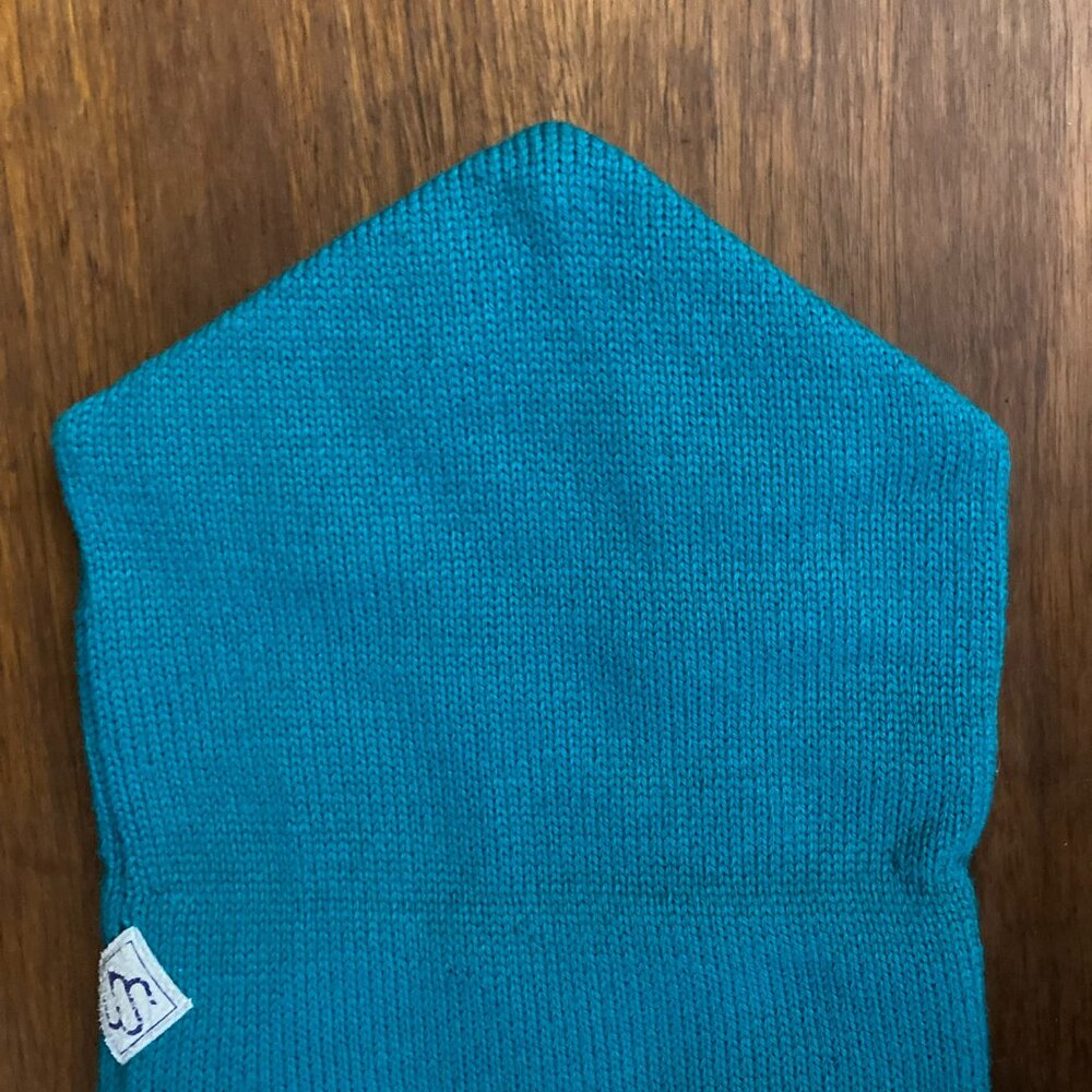 Murray Merkley Sportswear LTD Handmade winter knit hat pure virgin wool vintage